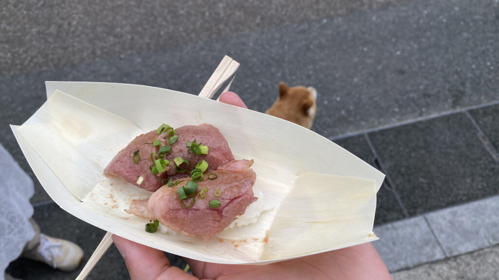 犬山　食べ歩き 犬連れ